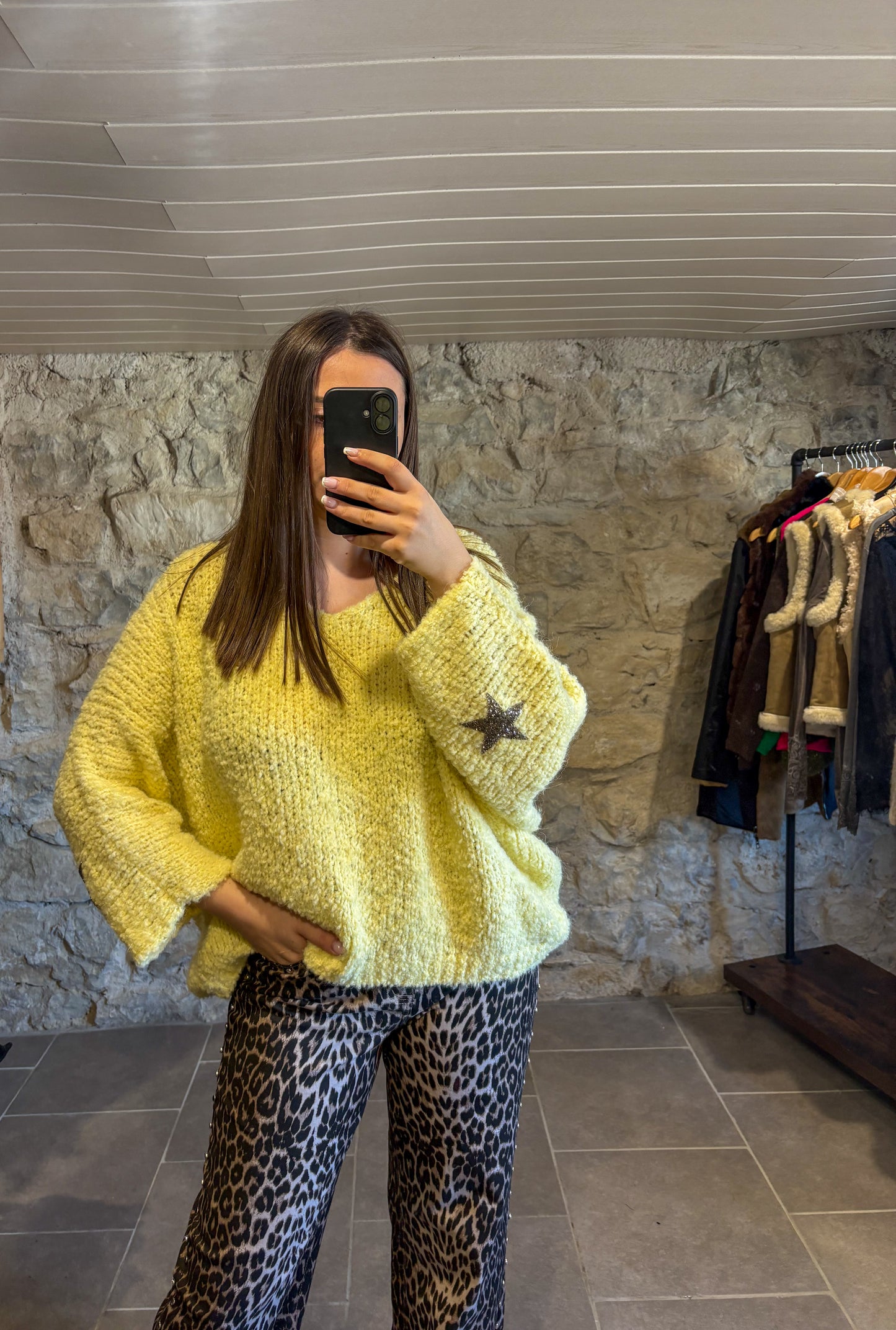 𝐏𝐮𝐥𝐥 𝐓𝐚𝐡𝐢𝐭𝐢