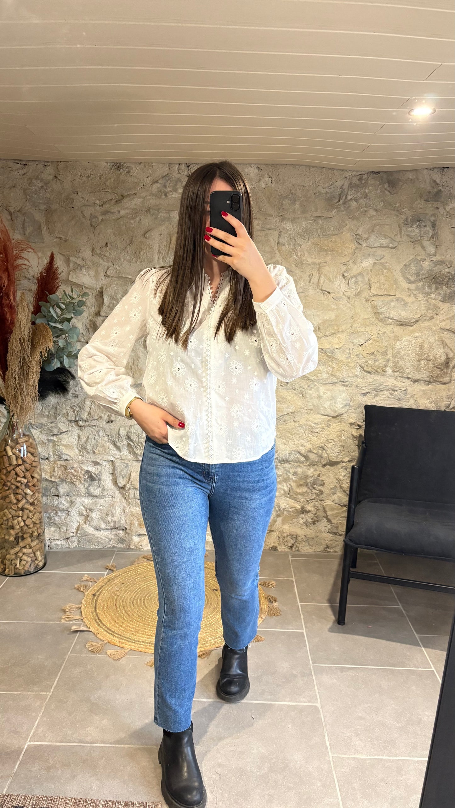 𝐂𝐡𝐞𝐦𝐢𝐬𝐞 𝐊𝐚𝐦𝐚𝐫𝐢