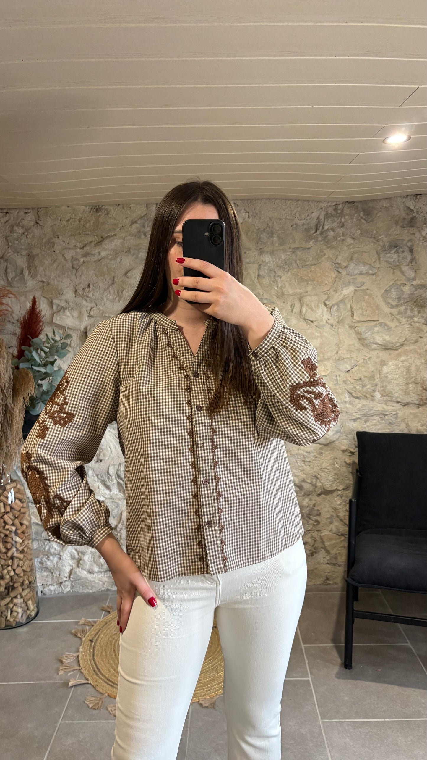 𝐂𝐡𝐞𝐦𝐢𝐬𝐞 𝐀𝐫𝐮𝐞