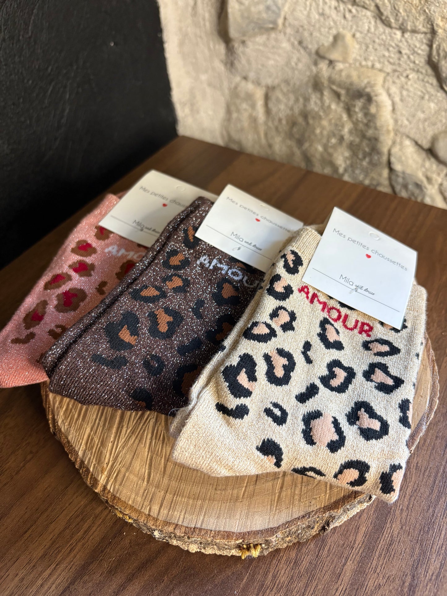 𝐂𝐡𝐚𝐮𝐬𝐞𝐭𝐭𝐞𝐬 - 𝐀𝐦𝐨𝐮𝐫 𝐥é𝐨𝐩𝐚𝐫𝐝